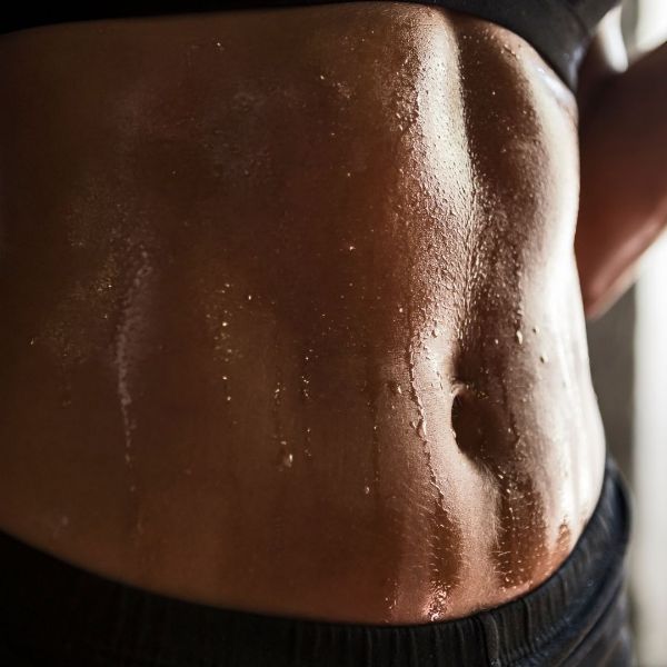 Afbeeldingen van ZOMERLES - Losse les Fatburner-abs op donderdag 20 juli om 20.10 uur in Tillegembos